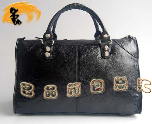 084324A һһƷ|(zh) ¿Ƥy BalenciagaC܇ ɫ