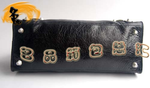 084324A һһƷ|(zh) ¿Ƥy BalenciagaC܇ ɫ