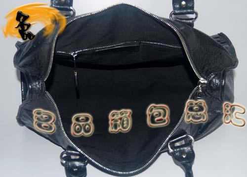 084324A һһƷ|(zh) ¿Ƥy BalenciagaC܇ ɫ