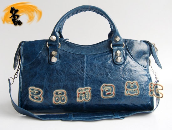 084328A Balenciagaμ BalenciagaC(j)܇(ch)  M(jn)ƤŮ {(ln)ɫ