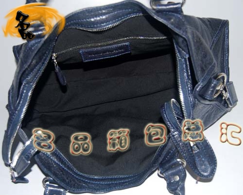 084328A Balenciagaμ C(j)܇  M(jn)ƤyŮ {(ln)ɫ