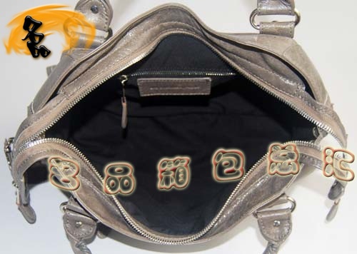 084332A BalenciagaC(j)܇ μ  M(jn)ƤyᔕrŮ yɫ