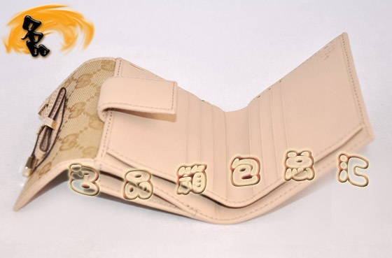 167466 Gucci(jng)pGr(sh)ŮʿX(qin)  Gucci̿X(qin) Y(ji)X(qin)A \ɫ