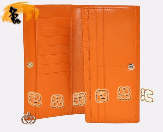 212109 X Gucci¿M(jn)ڸߙn^ţƤŮʿX GucciL(zhng)XA ɫ