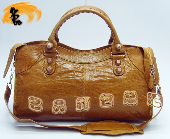 084328B  BalenciagaŮ  ҆μ M(jn)Ƥr(sh)eŮ ɫ