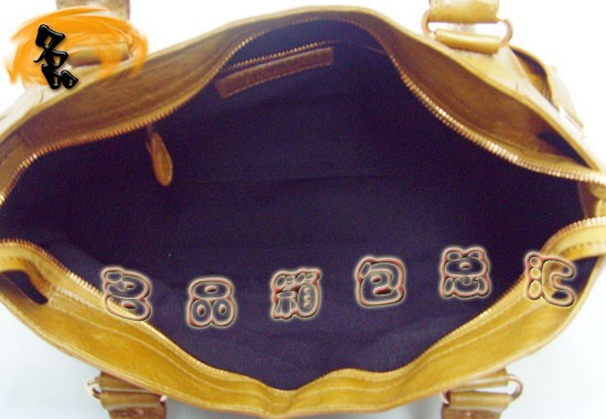 084328B  BalenciagaŮ  ҆μ M(jn)Ƥr(sh)eŮ ɫ