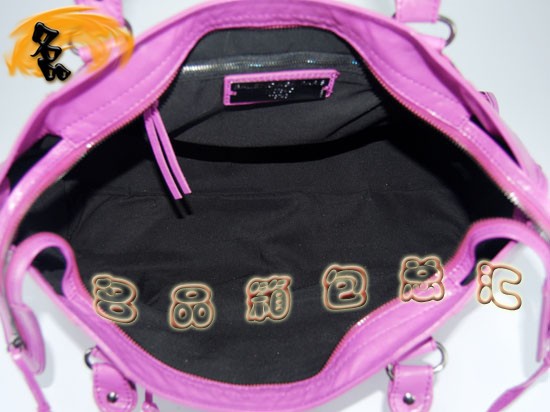 084328A BalenciagaŮ M(jn)ţƤ(jng)r(sh)Ů  õtɫ