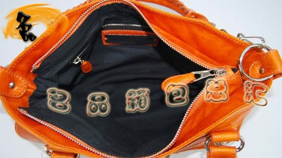 084331SA   Balenciagaμ  MţƤ(jng)rŮ ɫ