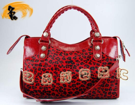 084332A  BalenciagaC(j)܇ ҆μ M(jn)ţƤ(jng)r(sh)Ů  tɫ