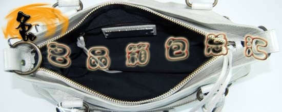 103208  ҙC܇ Balenciagaμ MƤrŮ  \ɫ