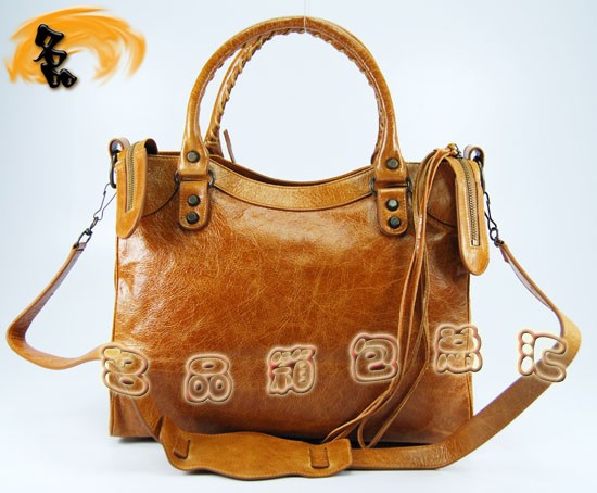084616  BalenciagaC(j)܇(ch) ҆μ M(jn)ţƤ(jng)r(sh)Ů  ɫ