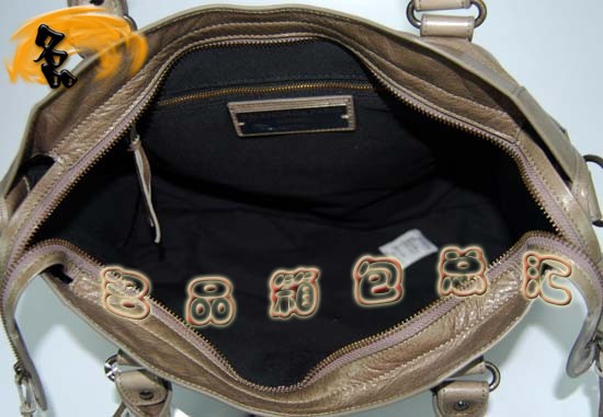 115748L  ҙC(j)܇ Balenciaga M(jn)Ƥr(sh)eŮ μ yɫ