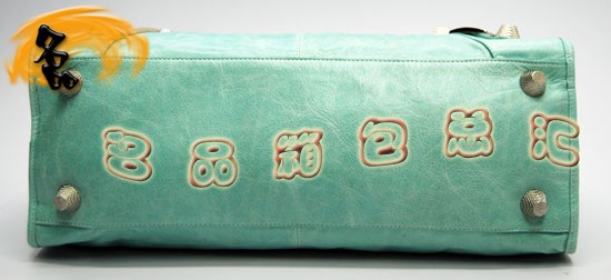 173082A  Balenciagaμ  M(jn)ţƤ(jng)rŮ C(j)܇ ˮGɫ