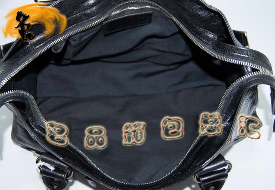 173082A  Balenciagaμ  M(jn)ţƤ(jng)r(sh)Ů C(j)܇ ɫ