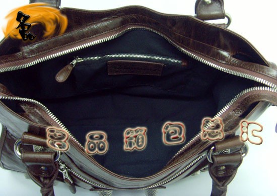 173084A  Balenciaga ҆μ MţƤ(jng)rŮ C܇ ɫ