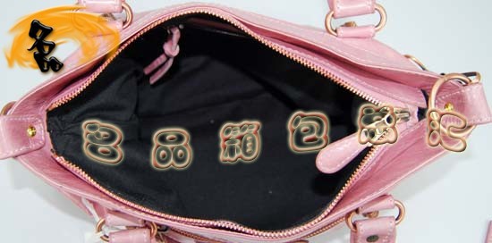 240557C  ҆μ M(jn)Ƥr(sh)Ů Balenciaga C(j)܇ ۼtɫ