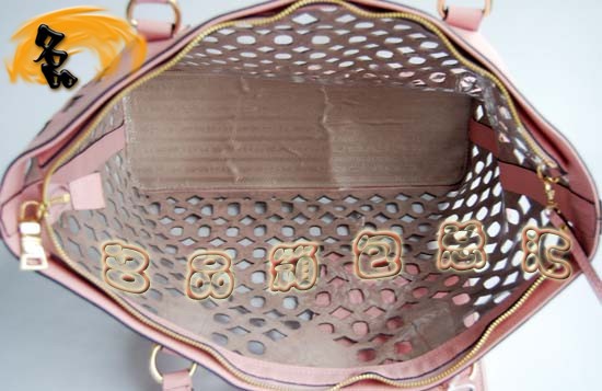 1020 Prada ¿ r(sh)eŮʿμ PradaŮ ԭһһƷ|(zh) ۼtɫ