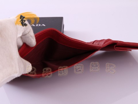 1M0176 Prada¿ƤްX PradaX _XA PradaŮ tɫ