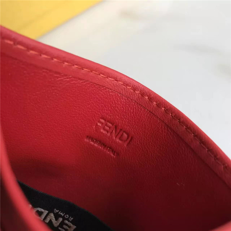 FENDI 芬迪 0166 升級版小怪獸眼睛柔軟平紋皮卡片夾 紅黑拼色黃眼