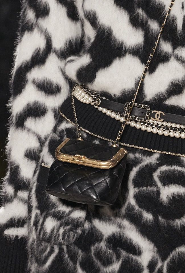 Chanel (x)̖ɫKiss-Lock ϵִ$31,300