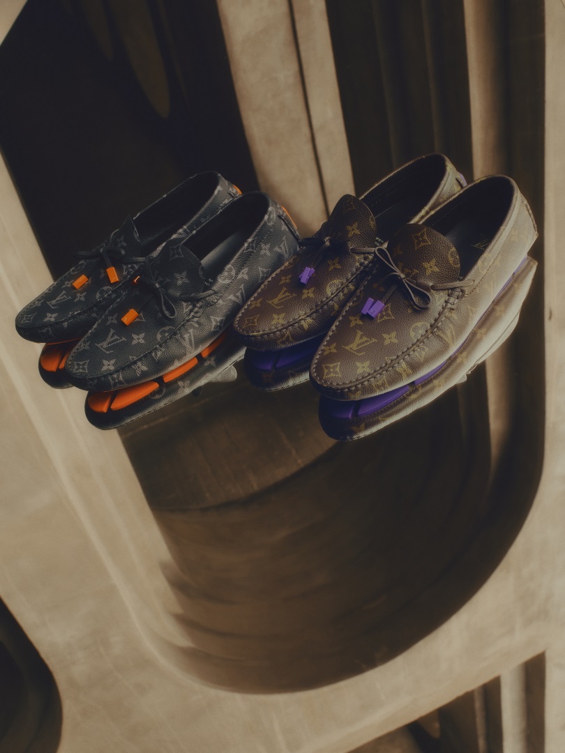 Virgil Abloh O(sh)Ӌ Louis Vuitton 2022 ϵЬ LV Driver ʽǈ