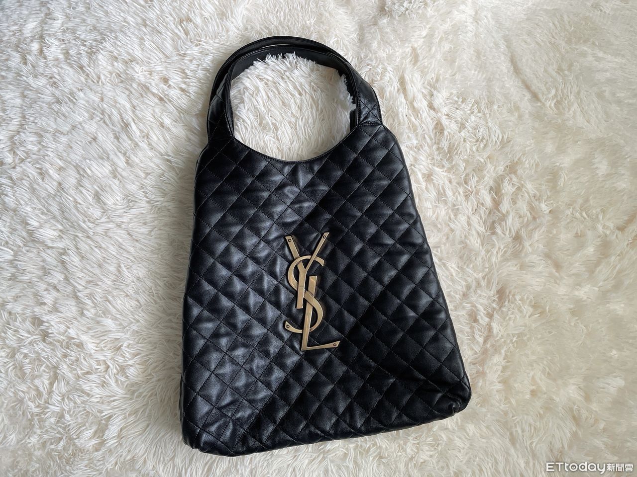 YSL ICARE Dӛtzz