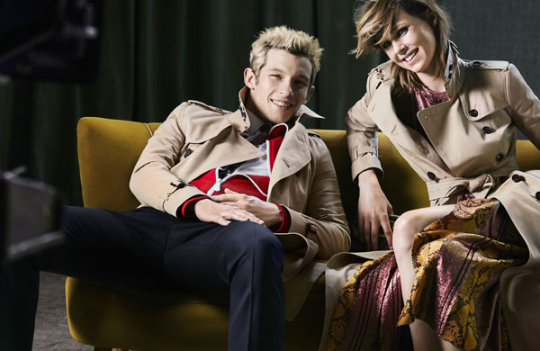 Burberry 2016¼VƬ¡ذl(f)