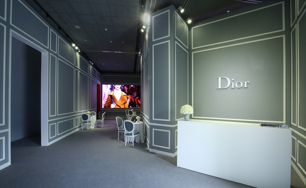  DiorϊW2016ﶬϵаl(f) 